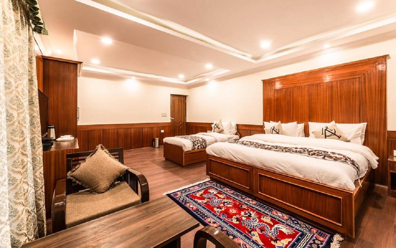 Hotel Alpine Ladakh Leh Buitenkant foto