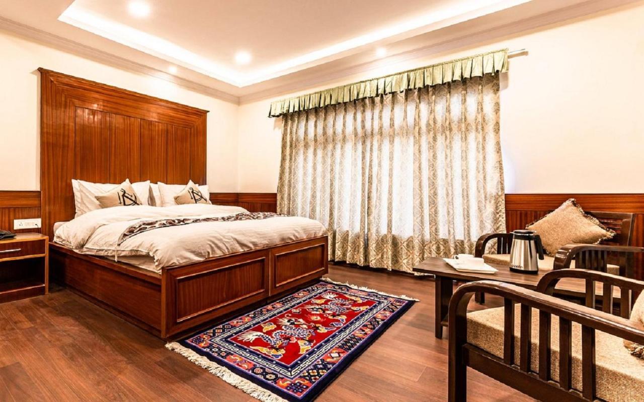 Hotel Alpine Ladakh Leh Buitenkant foto